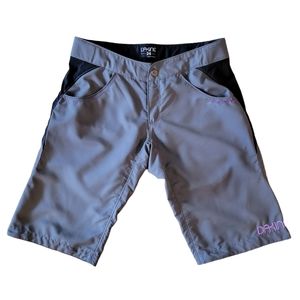 Dakine Siren Bike Cycling Shorts w/o Liner Women's Size 24 Castlerock Grey